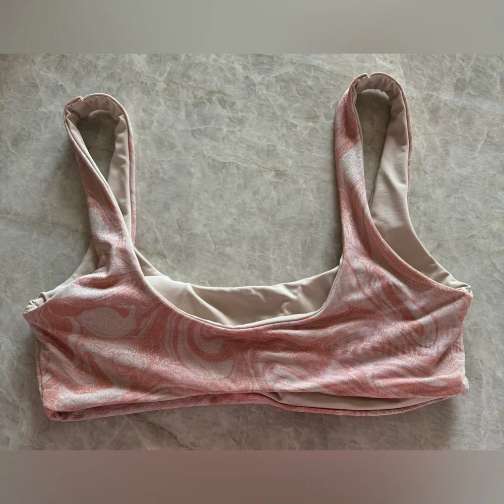 NWOT l*space Camacho Lizzie bikini top all swirls up shimmer marble pink‎